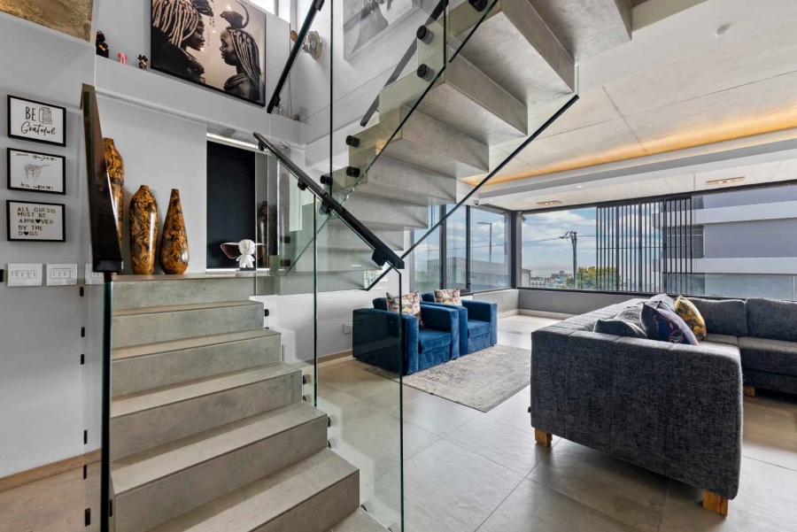 3 Bedroom Property for Sale in Sea Point Western Cape